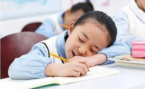 超8成中小学生睡眠时长未达标,为何中小学生的睡眠质量越来越差?-第11张图片-万福百科