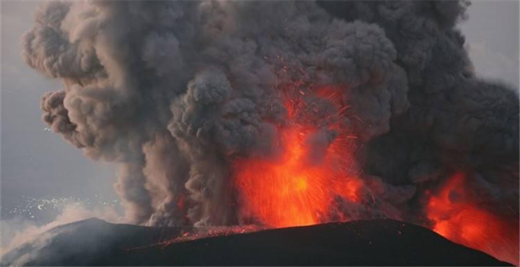 日本火山爆发最新情况2022日本会消失吗(日本火山爆发是真让吗)-第1张图片-万福百科