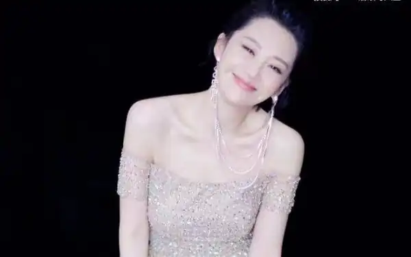 许晴为什么不喜欢郑爽原因揭秘 许晴显赫家世为真公主-第15张图片-万福百科