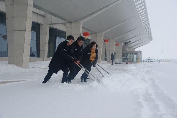 下雪的文案高级感 文字?下雪文案高级感朋友圈2023?-第2张图片-万福百科