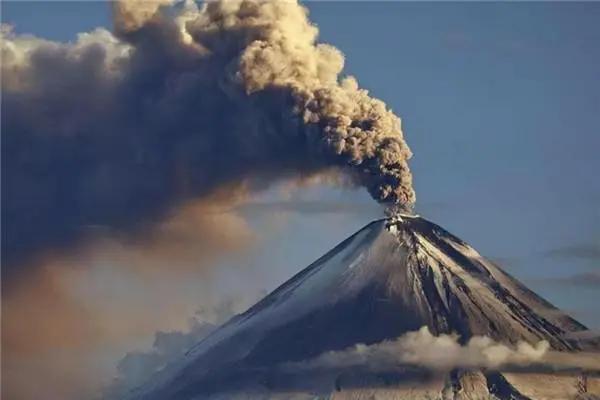 富士山火山喷发了吗2023(富士山2023年喷发几率大吗)-第5张图片-万福百科