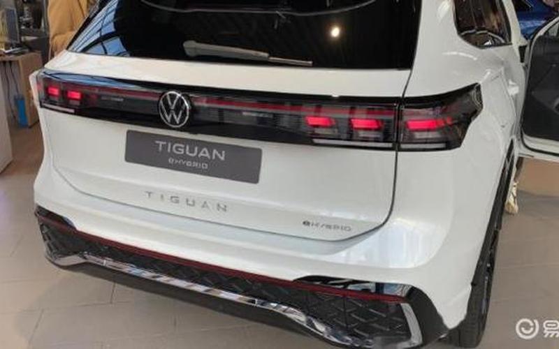 tiguan和途观 途观与Tiguan：哪款SUV更适合你？-第1张图片-万福百科