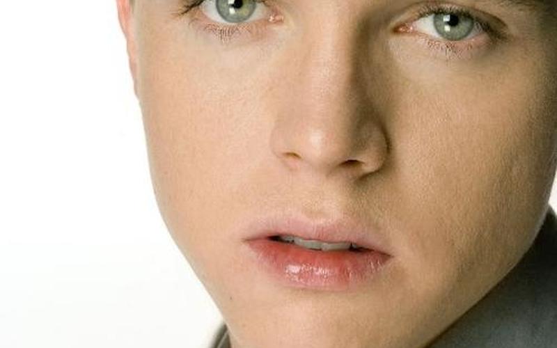 jesse mccartney(Jesse McCartney：音乐之星闪耀回归)-第1张图片-万福百科